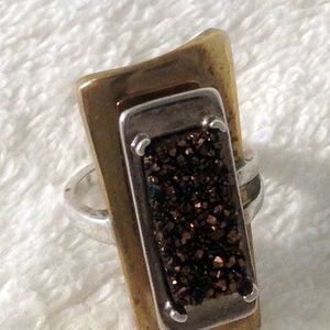 DRUZY QUARTS SIZE 7 RING WITH  SILVER BACK GROUND